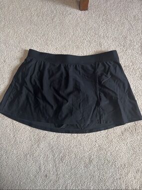 NWT swim skirt bottom
